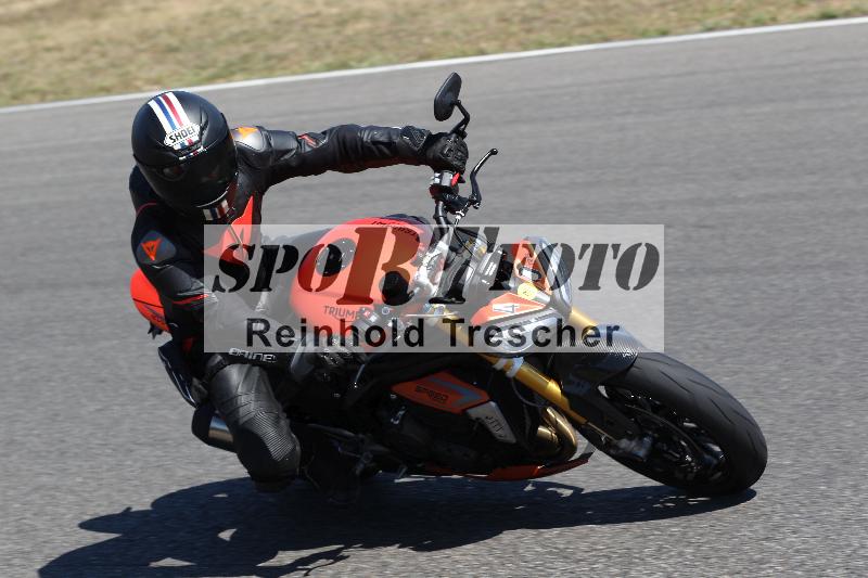 Archiv-2022/51 10.08.2022 Freeride Training ADR/Medium/40